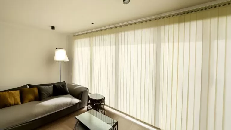 Cortinas verticales servihomes — Servi Homes